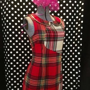 PRINCESS VERA WANG DRESS // Plaid // Red // Cream